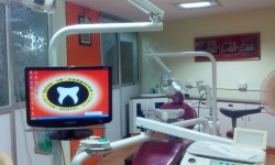Dental Clinic Near Aruppukottai